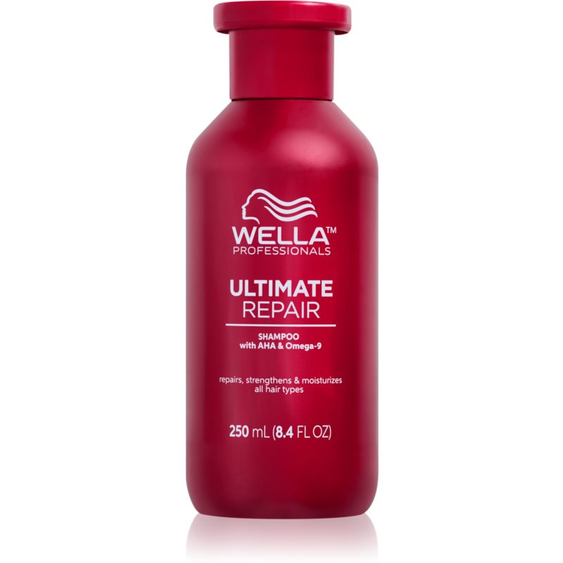 Wella Professionals Ultimate Repair Shampoo posilňujúci šampón pre poškodené vlasy 250 ml